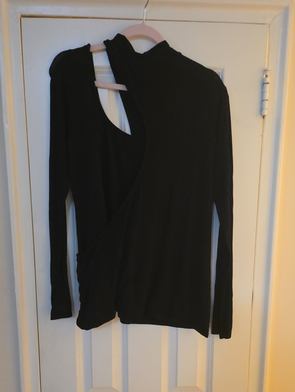 Women’s Black Long-Sleeve Cut Out Soft Top